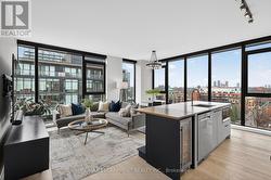PH1001 - 41 DOVERCOURT ROAD Toronto, ON M6J 0G6