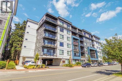 404 842 Orono Ave  Langford, BC V9B 2T8