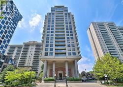 503 - 70 HIGH PARK AVENUE Toronto, ON M6P 1A1