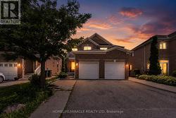 46 WEATHER VANE LANE Brampton, ON L6X 4R5