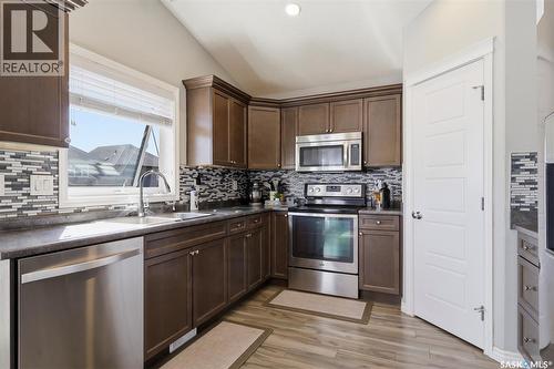 351 Kolynchuk Manor, Saskatoon, SK 