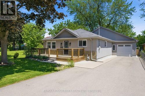 717 HILLVIEW CRESCENT  Pickering, ON L1W 2R6