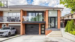 62 DAVELAYNE ROAD Toronto, ON M9M 2A7