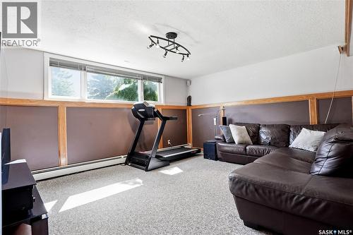 154 Mount Allison Crescent, Saskatoon, SK 