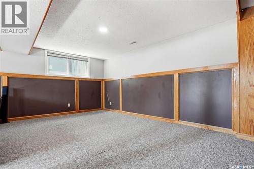 154 Mount Allison Crescent, Saskatoon, SK 