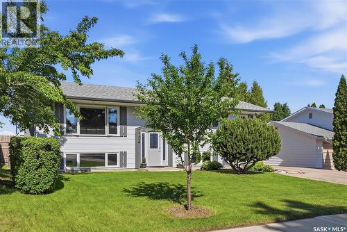 154 Mount Allison Crescent, Saskatoon, SK 