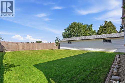 154 Mount Allison Crescent, Saskatoon, SK 