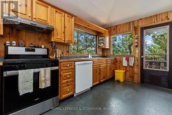 Walk-out to the back deck - 