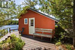 Terracotta Bunkie (at back) - 