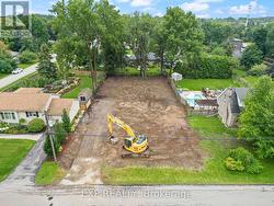 28 CALVIN STREET Hamilton, ON L9G 2G3