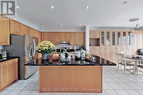 579 FRED MCLAREN BOULEVARD , Markham, Ontario L6E 1M6 4