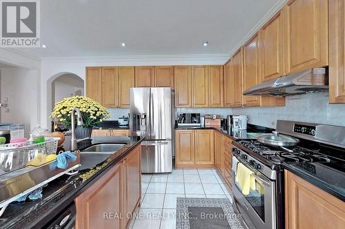 579 FRED MCLAREN BOULEVARD , Markham, Ontario L6E 1M6 5