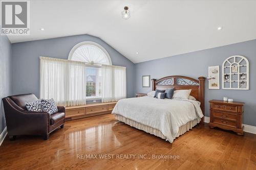 36 Danpatrick Drive, Richmond Hill, ON 