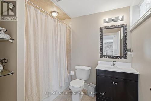 36 Danpatrick Drive, Richmond Hill, ON 