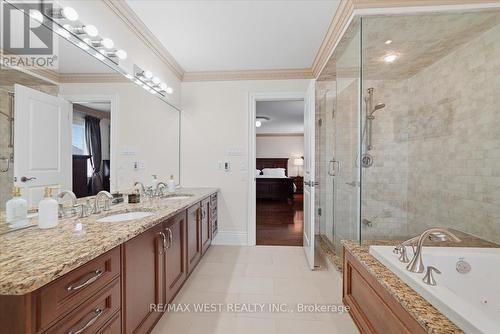 36 Danpatrick Drive, Richmond Hill, ON 