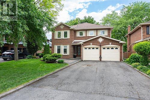 16 HEISEY DRIVE  Markham, ON L3P 4P7
