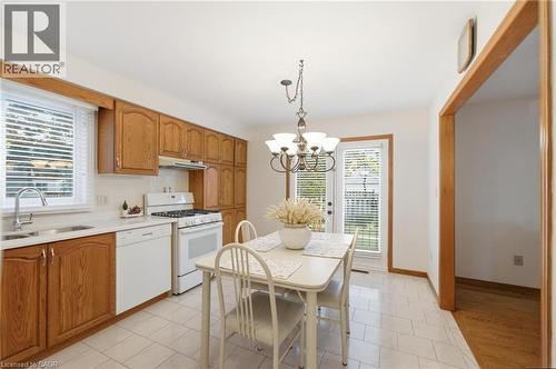11 Gabriele Court, Hamilton, ON 