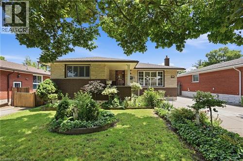 31 SYCAMORE Street  Hamilton, ON L8T 3N6