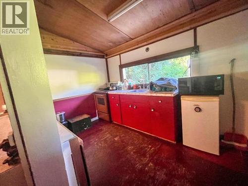 2520 Jenkinson Road, Powell River, BC 