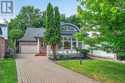 51 CASTLETHORPE CRESCENT  Ottawa, ON K2G 5P9