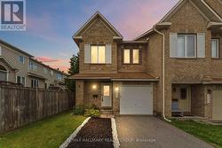 466 CITADEL CRESCENT  Ottawa, ON K2G 7E7