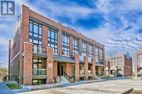 248 - 18 WHITAKER WAY  Whitchurch-Stouffville, ON L4A 4T4