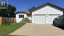 304 Archibald STREET Midale, SK S0C 1S0