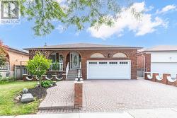 40 BEAMSVILLE DRIVE Toronto, ON M1T 3S2