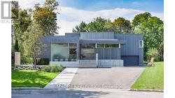 288 VANCE DRIVE Oakville, ON L6L 3L2