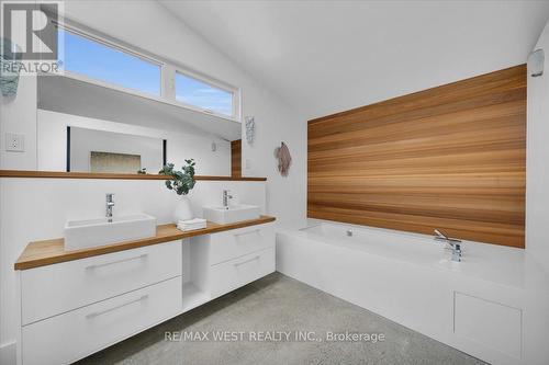 38 Smithfield Drive, Toronto, ON 