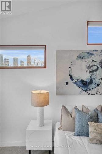38 Smithfield Drive, Toronto, ON 