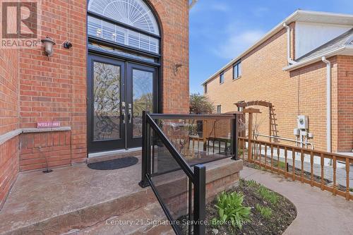 784 Avonshire Court, Mississauga, ON 