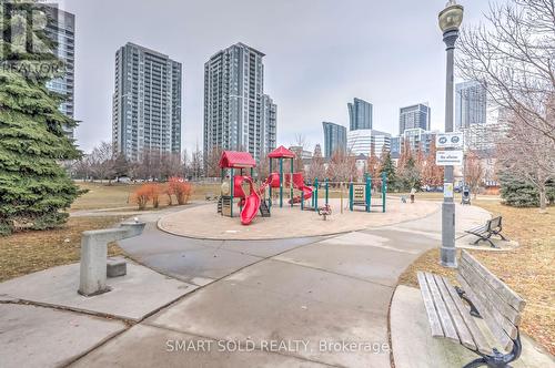 679 - 3 Everson Drive, Toronto, ON 