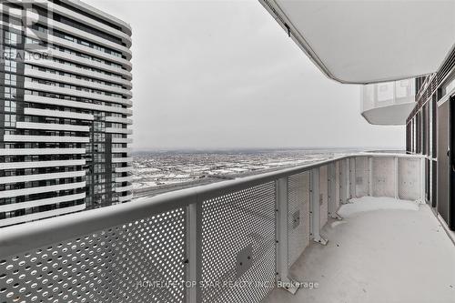 5601 - 8 Interchange Way, Vaughan, ON 