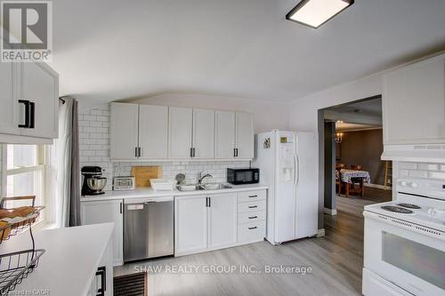 21 Main Street W, Mapleton, ON 