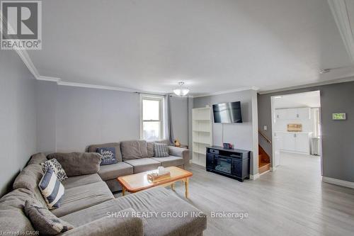 21 Main Street W, Mapleton, ON 
