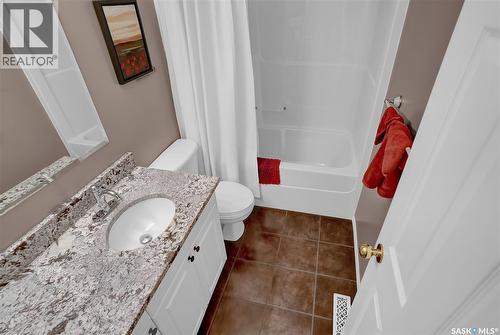 15 Marigold Crescent, Moose Jaw, SK 