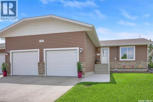 15 Marigold Crescent, Moose Jaw, SK 