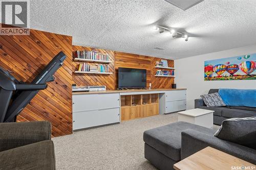 1317 East Centre, Saskatoon, SK 