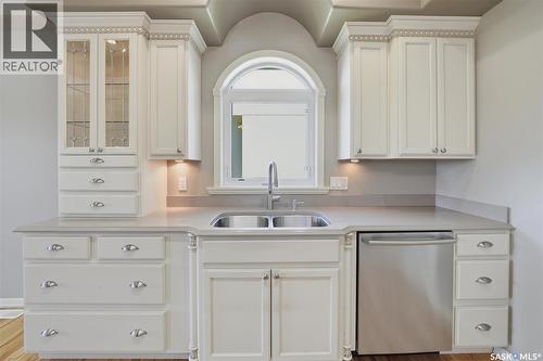 327 Hastings Lane, Saskatoon, SK 