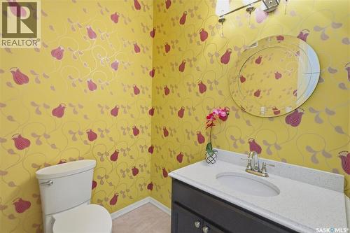 327 Hastings Lane, Saskatoon, SK 