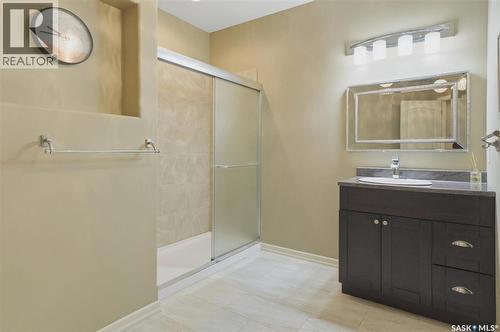327 Hastings Lane, Saskatoon, SK 