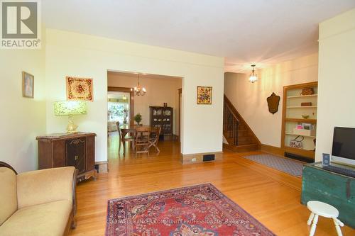 28 St Clair Avenue, Hamilton, ON 