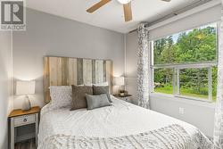 Bedroom 1 - 