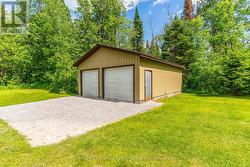 Oversized double garage - 32' x 24' - with hydro - 
