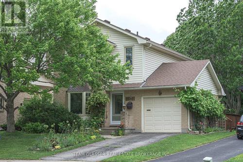 1642 ATTAWANDARON ROAD E  London North (North F), ON N6G 3M6