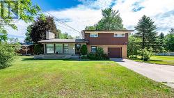 28 BARRY STREET Laurentian Valley, ON K8A 7L5