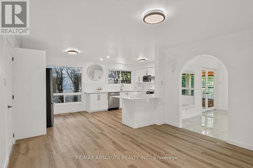 1444 Normandy Crescent, Ottawa, ON - Indoor Photo Showing Kitchen