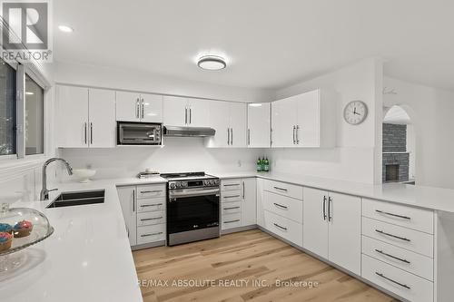 1444 Normandy Crescent, Ottawa, ON - Indoor Photo Showing Kitchen With Double Sink With Upgraded Kitchen