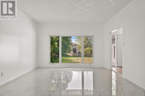 1444 Normandy Crescent, Ottawa, ON - Indoor Photo Showing Other Room